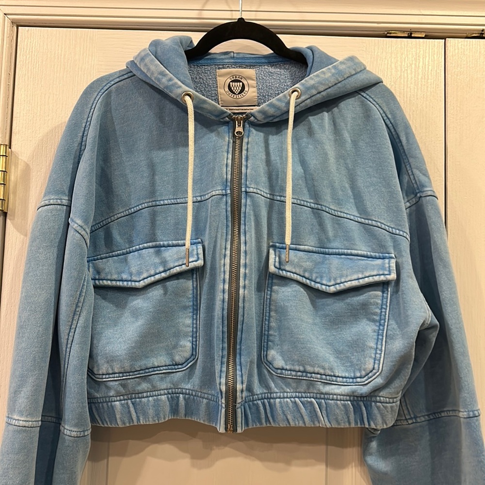 Urban Outfitters Blue distressed zip up cropped hoodie Size L